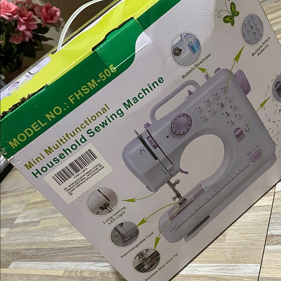 NWT KALATIC Mini Multifunctional Household Sewing Machine - Picture 6 of 8